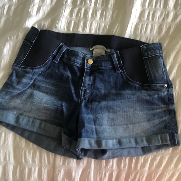 Elastic maternity jean shorts - Picture 1 of 5